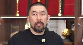 成人人免费夜夜视频观看